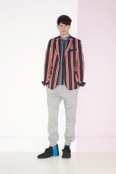 Look 2